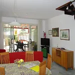 Near With Pool Дом отдыха