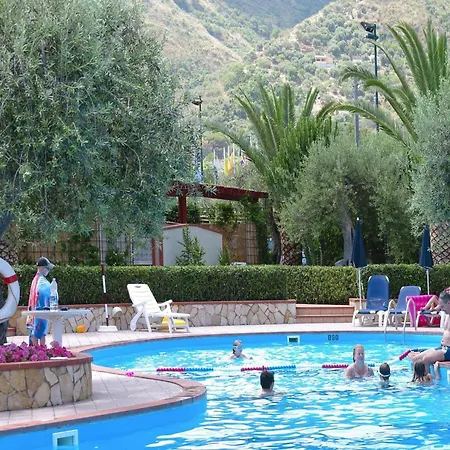 بيت للعطل Near With Pool *